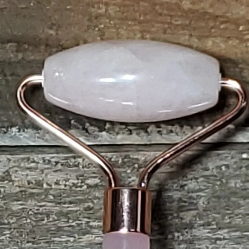 Mary Kay Rose Quartz Facial Roller - Limited Edition